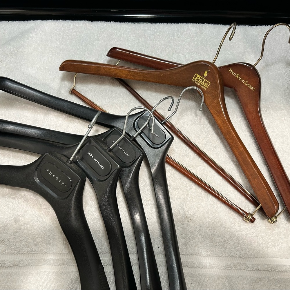 Set 6 Heavy Duty Hangers Polo Ralph Lauren, Theory, John Varvatos
